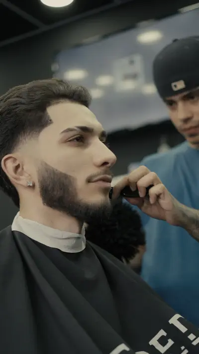 Retrato masculino con barba cuidada realizado en Madrid